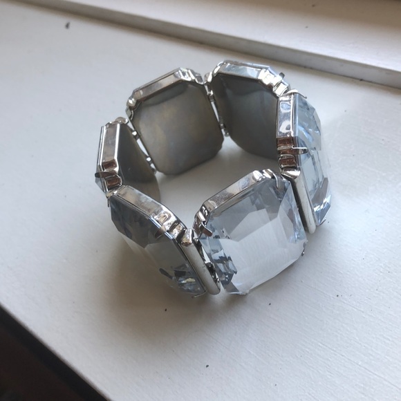 costume jewelry! - Picture 2 of 2